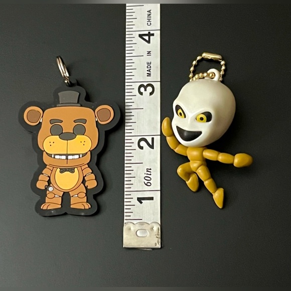 RARE Five Nights At Freddys Collectible Lot - Picture 11 of 14